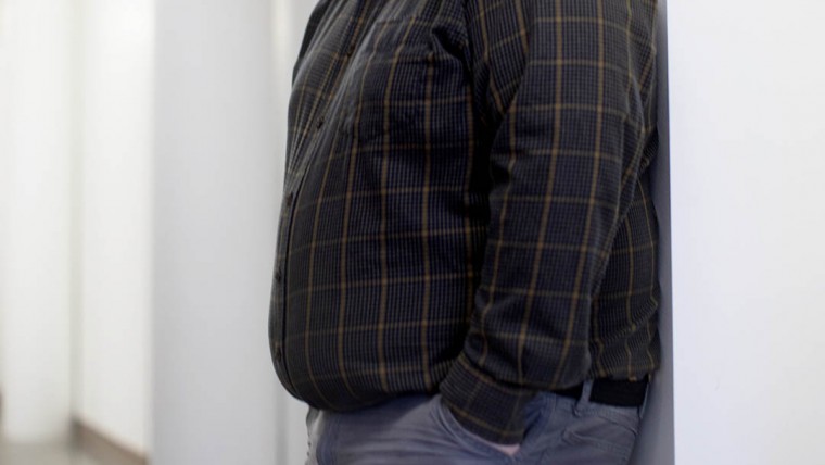 Accumulation of fat around the waist